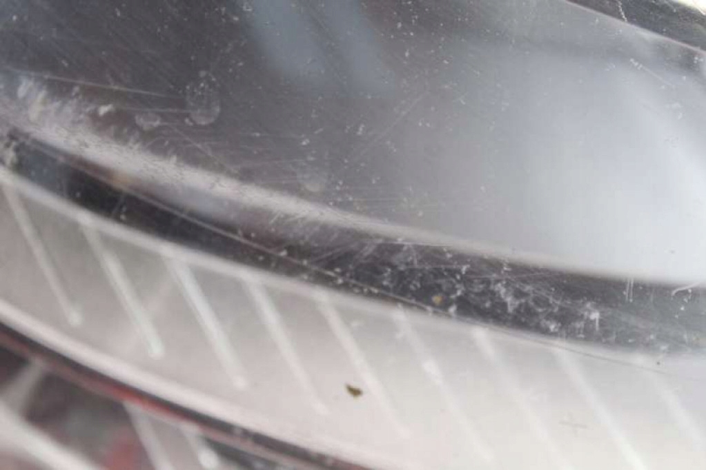 фото №7, Фара правый лампа перед uk 167150-00 citroen c3 picasso lift 08-17