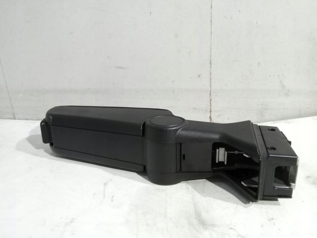 фото №6, Fiat punto evo подлокотник