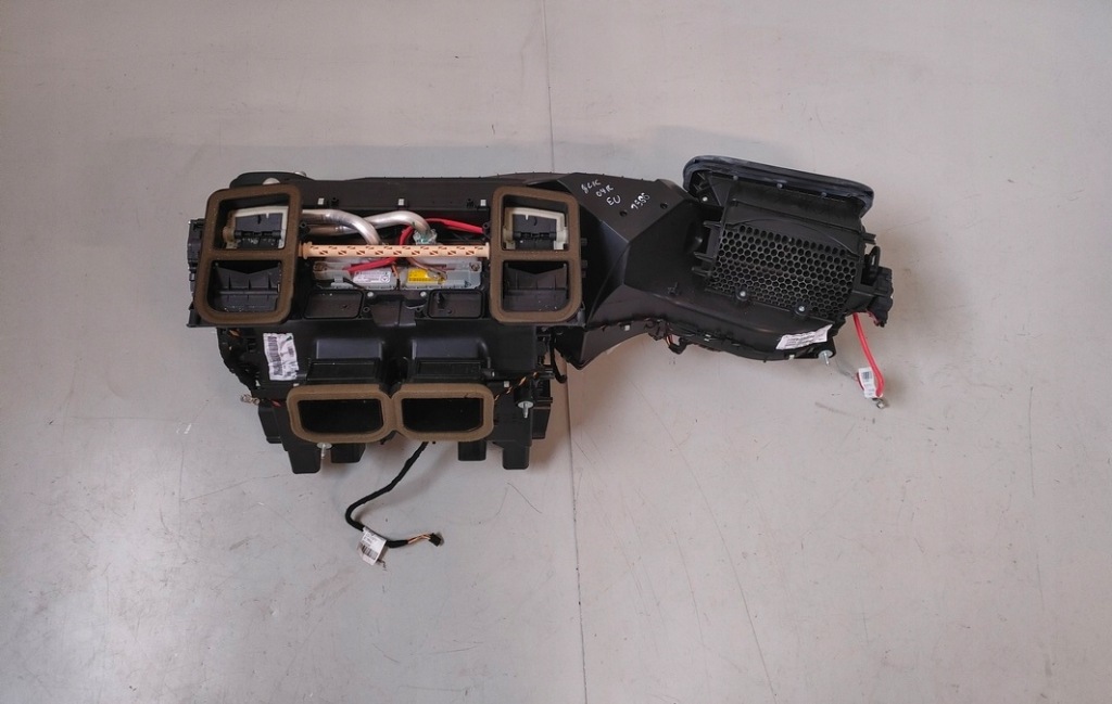 фото №1, Mercedes glk обігрівач повітродувка europa