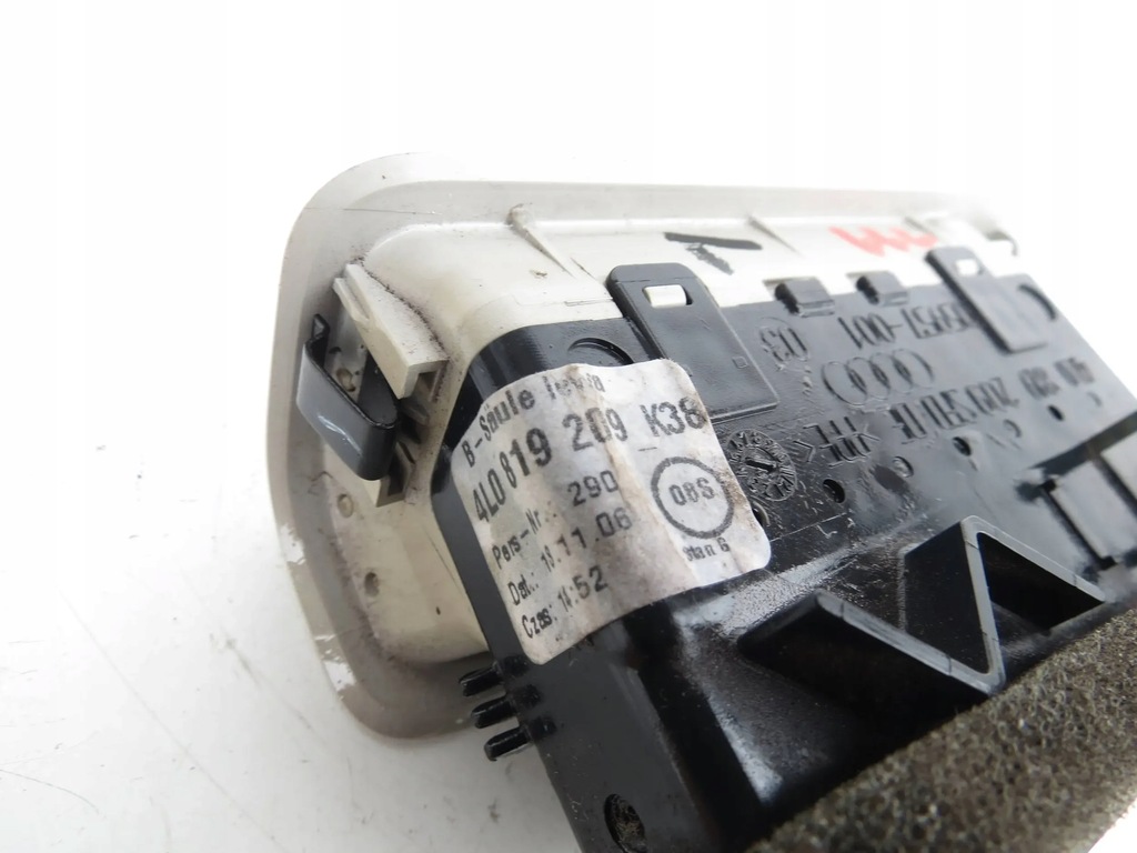 фото №6, Решётка обдув стойка b левая 4l0819209 audi q7 4l