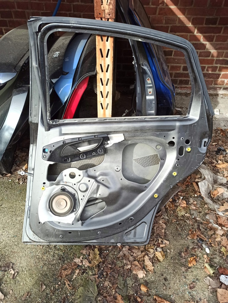 фото №11, Fiat linea 07-15r. двері праве задні 09r