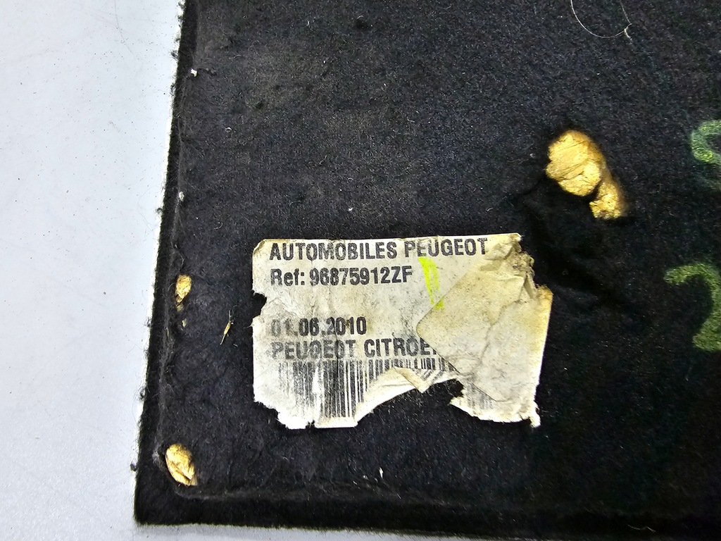 фото №8, Обшивка коврик багажника peugeot 5008 i #2065