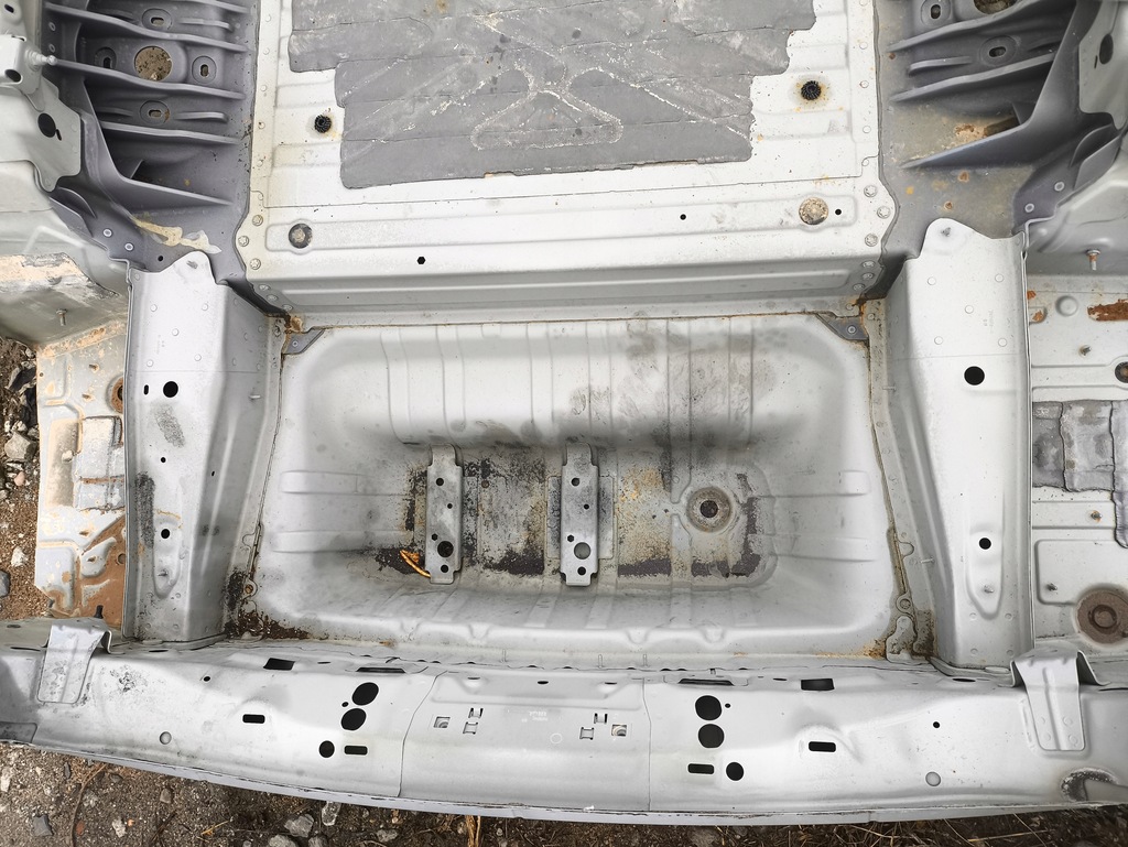 фото №9, Bmw i4 gran coupe g26 чверть задній pas підсилювач задня підлога багажника