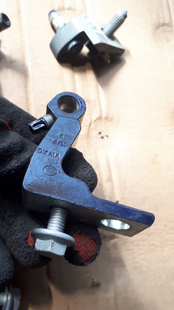 фото №9, S4 b9 a4 8w петля петли дверь правый задняя lx5h