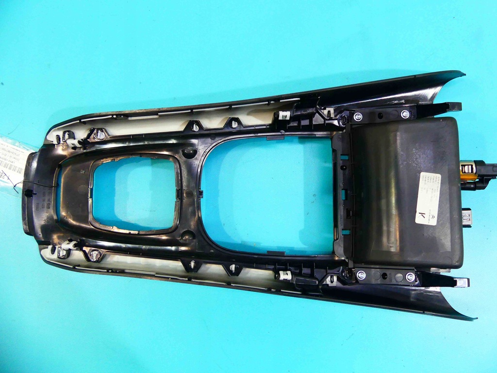 фото №9, Защита рамка домкрата туннель citroen c4 ii 10-17 eu