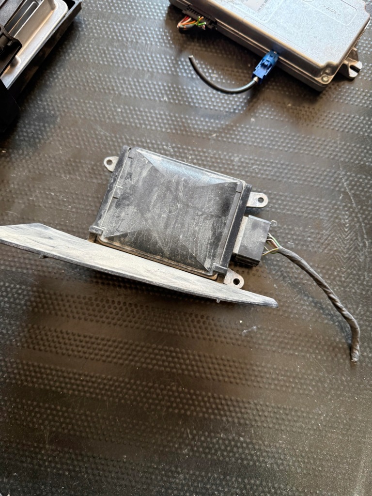 фото №1, Датчик переключения поперечина движения bmw f34 europa 6873291