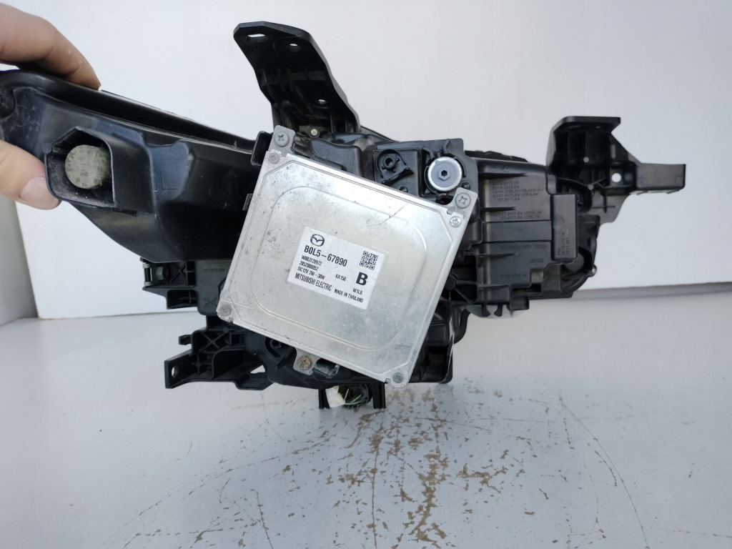 Фара ліва фара mazda 3 19- full led 9 pin Недорого