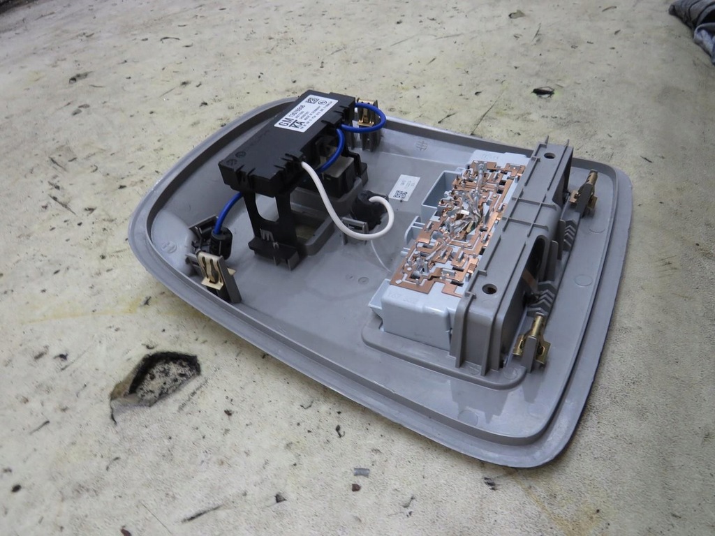 фото №6, Освещение кабины перед zafira c 13576936