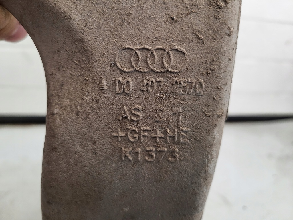 фото №9, Audi s8 d2 a8 4.2 360 km поворотный кулак левый перед brembo 4d0407257q