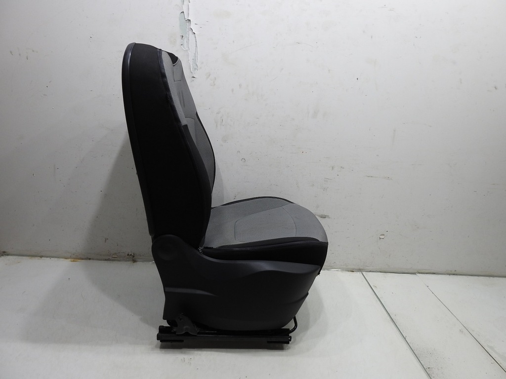 фото №4, Сидіння правий перед renault captur i