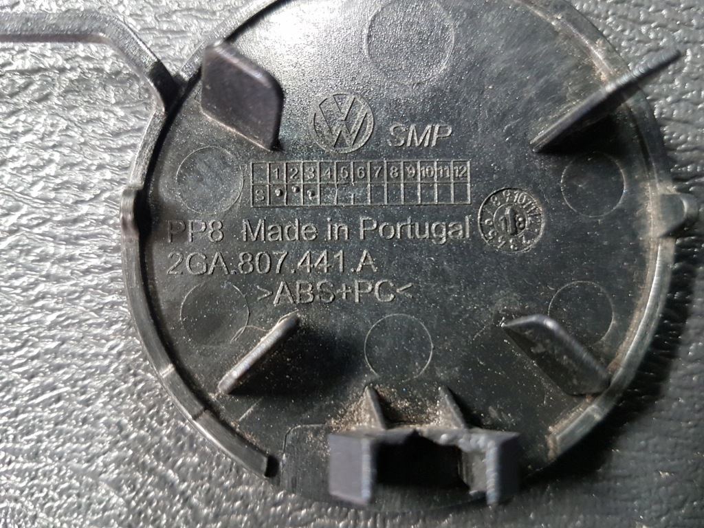 фото №4, Заглушка бампера фаркоп задняя vw t-roc 2ga807441a
