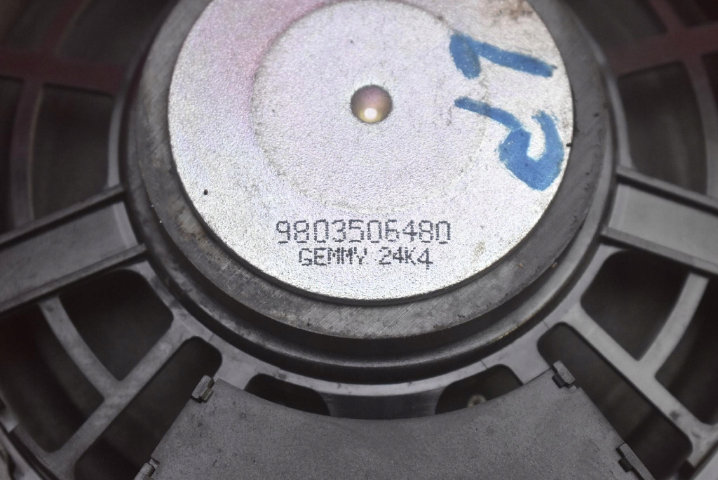 Динамик левый перед 9803506480 peugeot 308 t9 13-17 Недорого