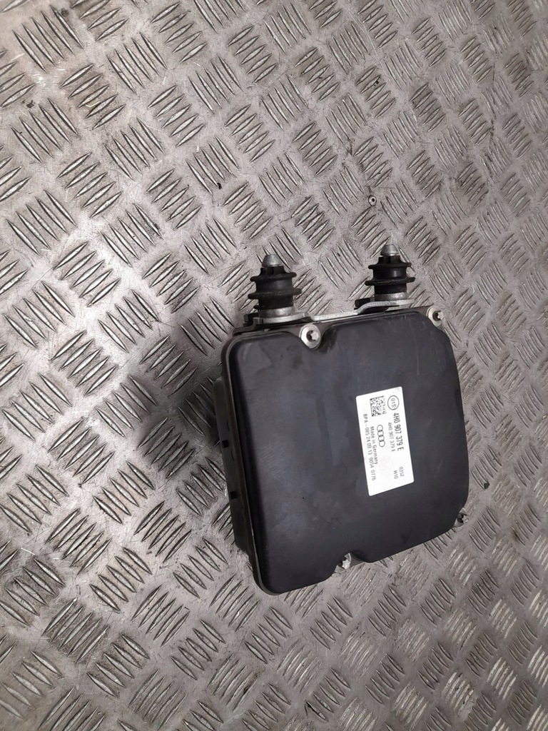 фото №6, Audi a8 s8 d4 4h 2013 з передній насос abs