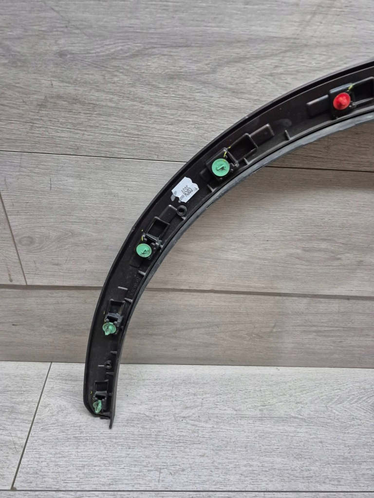 15335. grecale trofeo молдинг крила правий перед 670200587 Київ