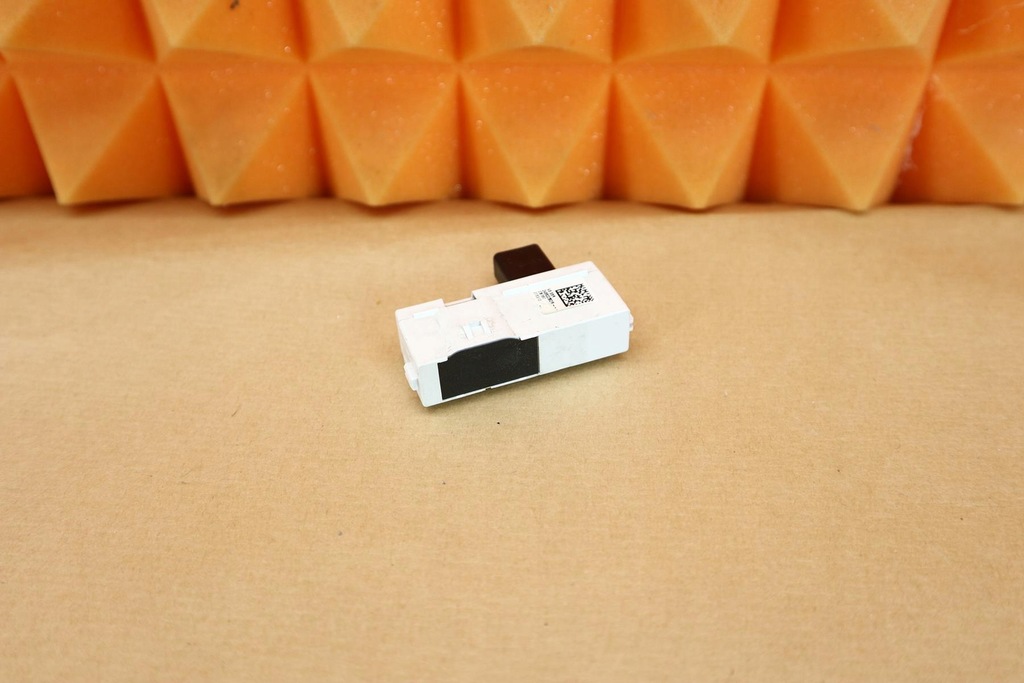 фото №1, Dacia sandero stepway ii датчик замки ремней