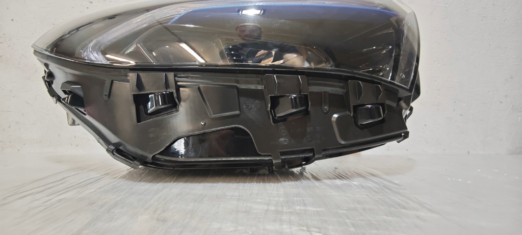Фара правий перед mercedes eqa eqb w243 led high performance Ціна