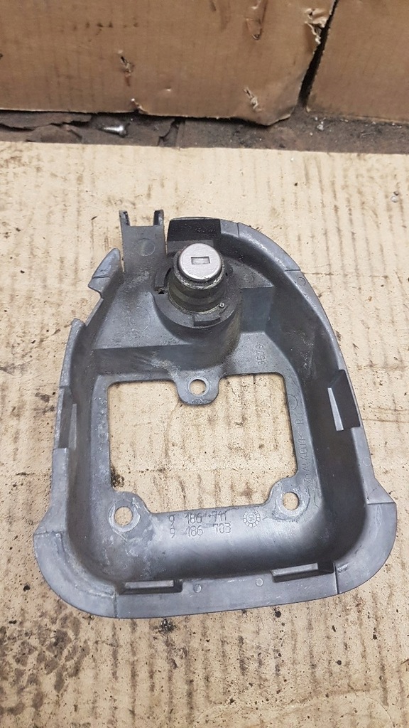 фото №1, Вкладка корпус ручка двері права opel combo c