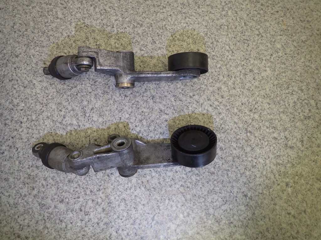 фото №5, Toyota corolla e12 avensis натягувач ремінь 1,4 1,6