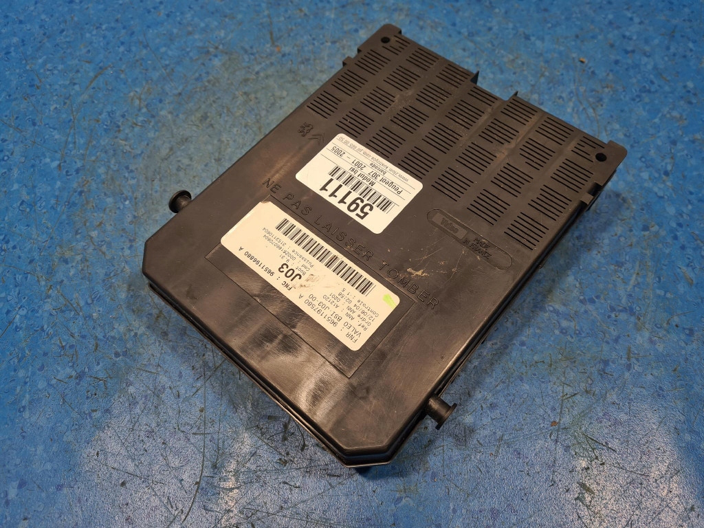 Купити Peugeot 307 sw модуль bsi exld 10dyte