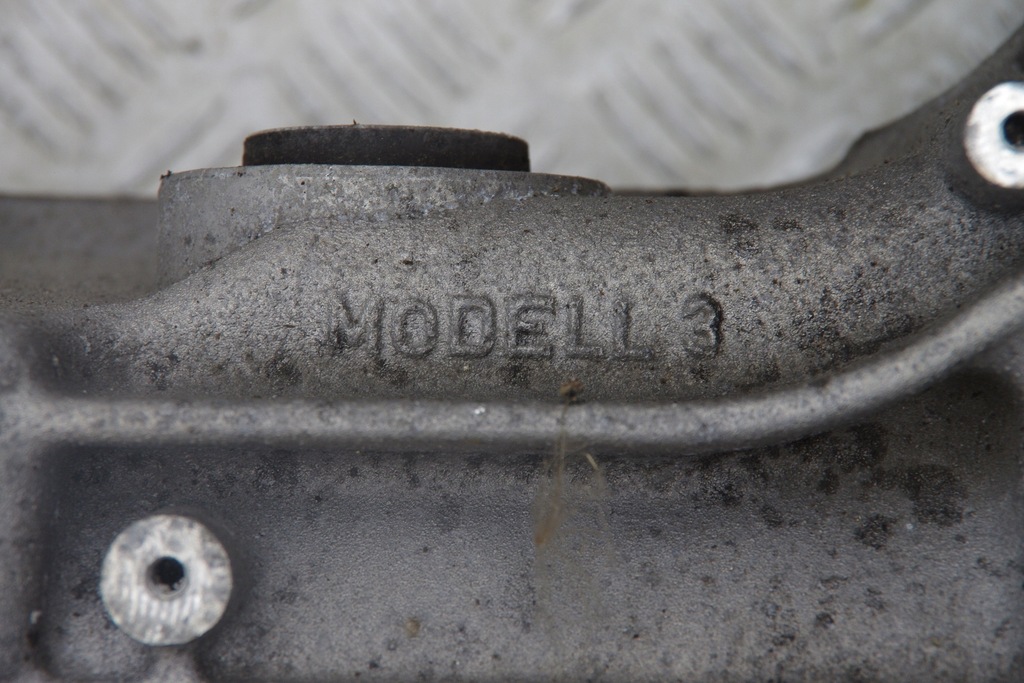 фото №3, Подрамник подрамник подрамник задняя range rover sport l494