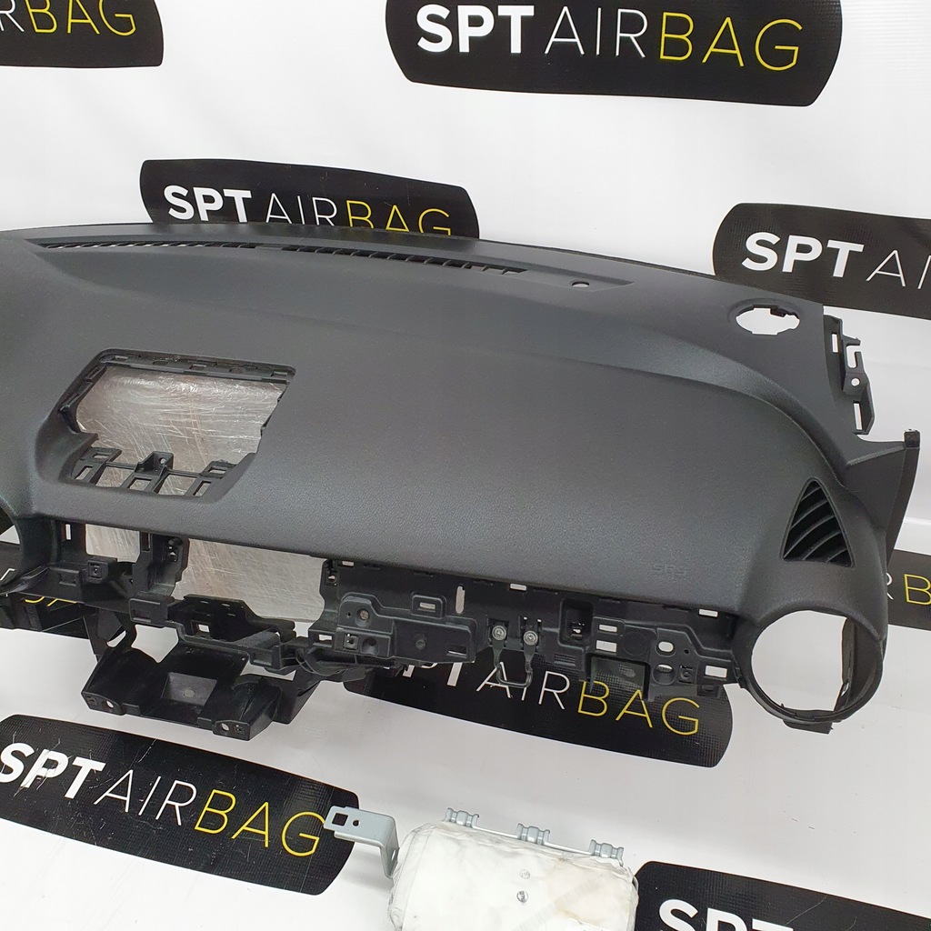 фото №4, Mazda cx3 приборная панель консоль подушки безопасности ремни подушка безопасности