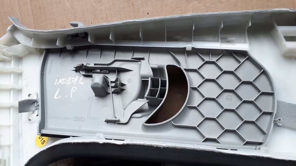 фото №9, A4 b9 8w защита обшивка стойка левый перед