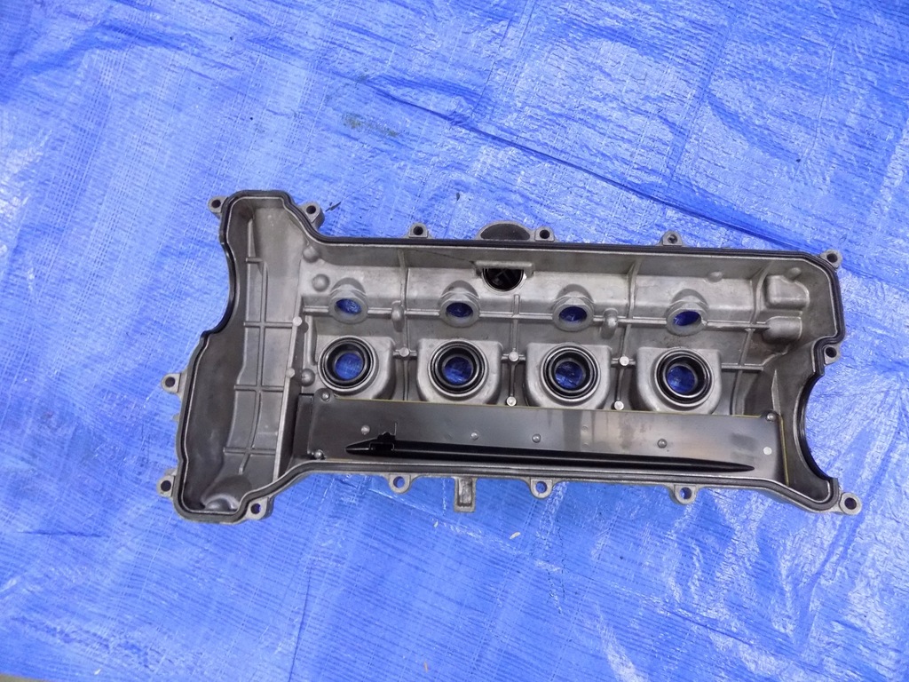 фото №5, Крышка клапанов toyota 2,2 d4d 2ad