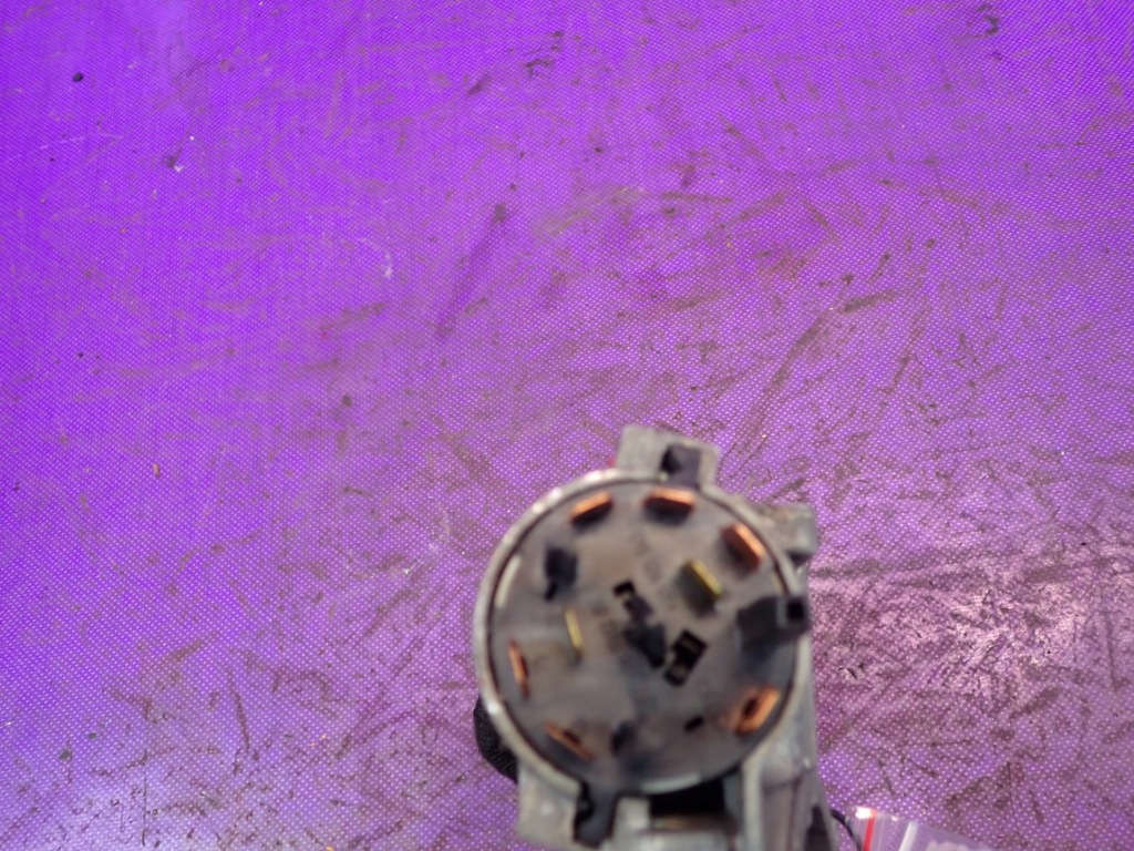 фото №4, Audi a4 b5 1.9 tdi замок зажигания ключ 4b0805851c