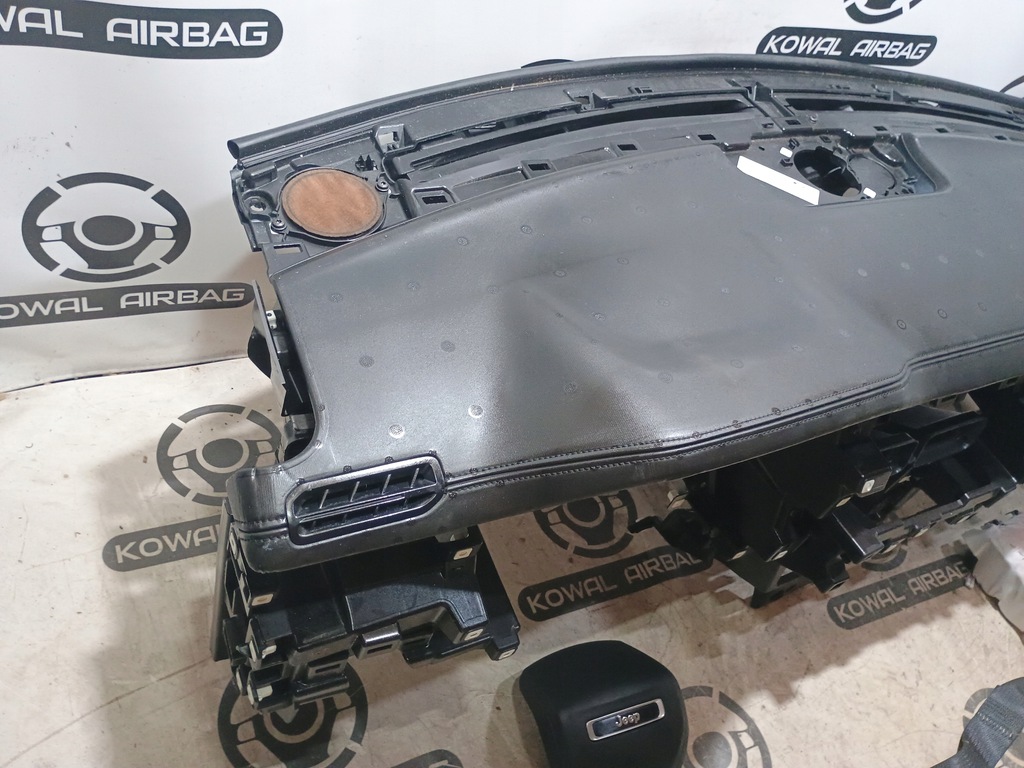 фото №5, Jeep compass ii trailhawk подушка безопасности приборная панель консоль подушки безопасности ремни oryg демонтаж