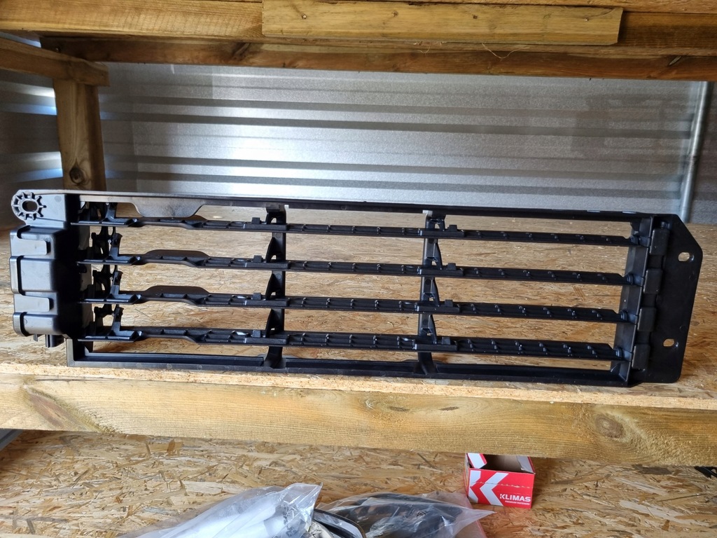 фото №1, Renault clio v captur ii arkana решётка радиатора решётка радиатора жалюзи шторка powieatrza nowa