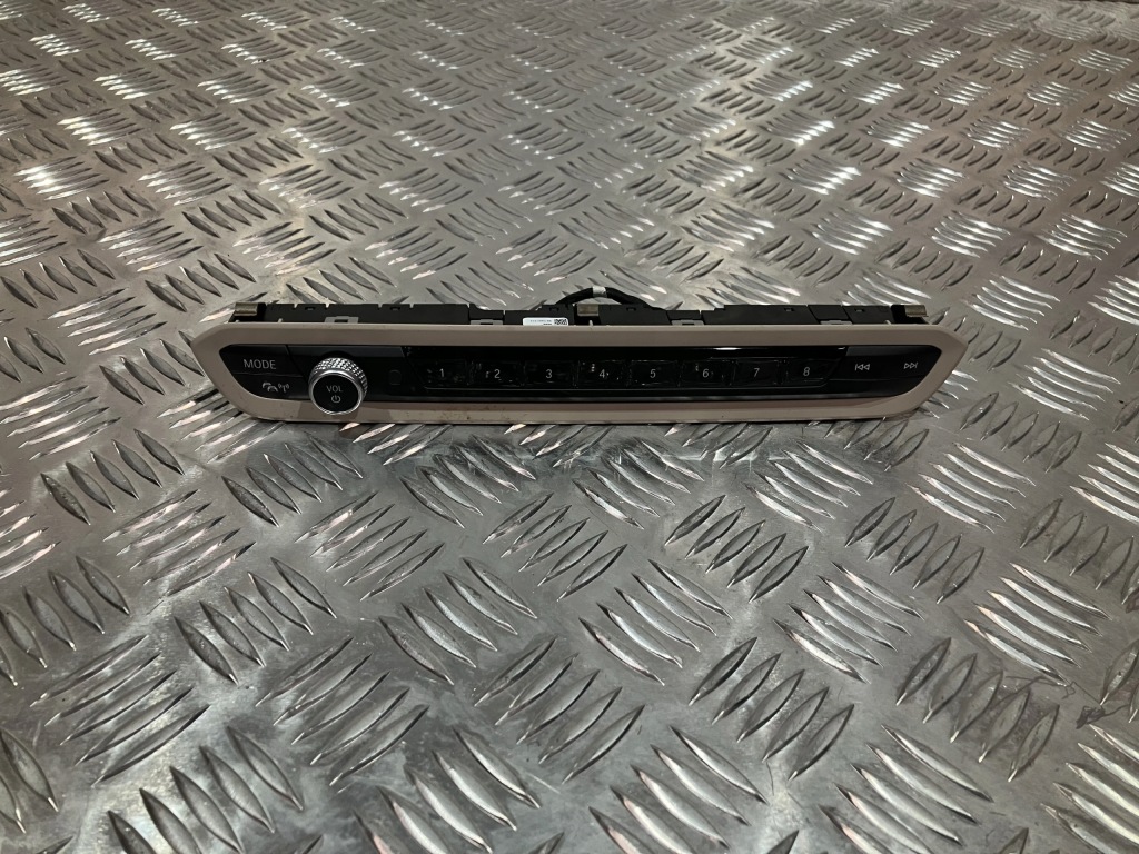 фото №1, Панель радіо bmw 4 g22 7949456