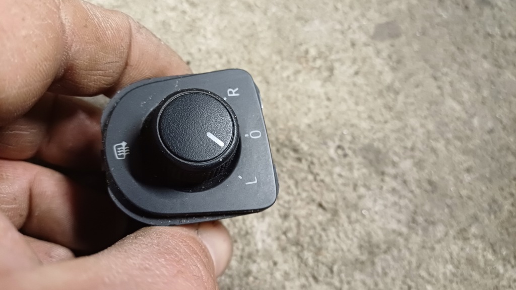 фото №1, Seat leon iii переключатель зеркало 5f0959565d