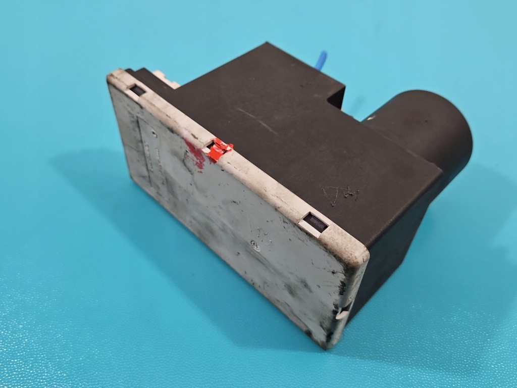 фото №1, Помпа центрального замка audi a3 8l 8l0862257e