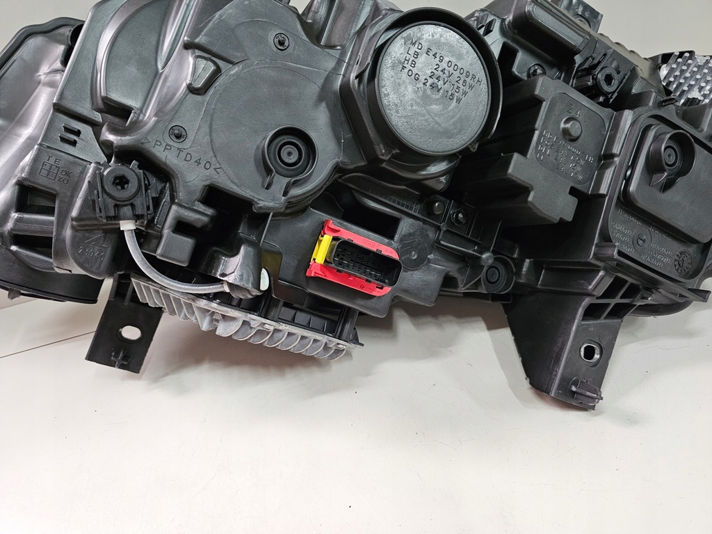 фото №14, Лампа передняя правая правый перед iveco stralis s-way full led 58029054830