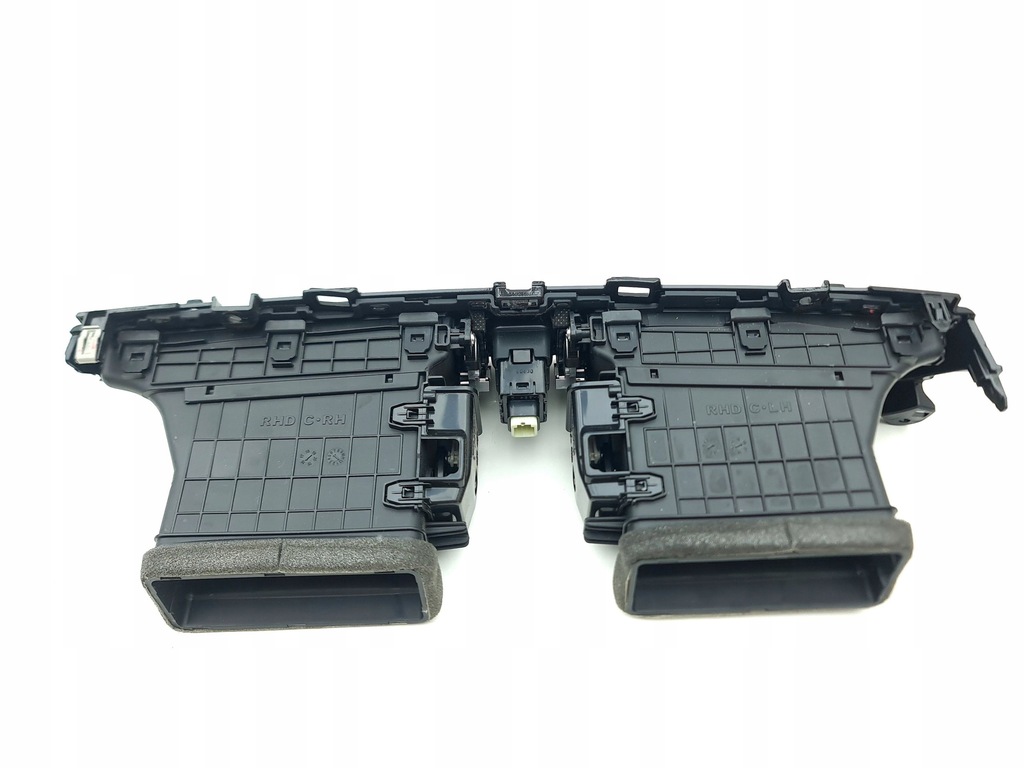 фото №5, Kia optima 2016 среднего обдув панели приборной панели