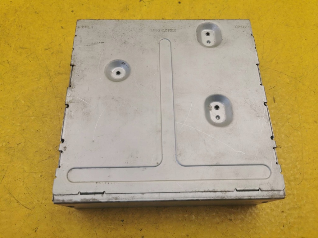 Tesla model s модуль тюнер радио 1004787 Доставка