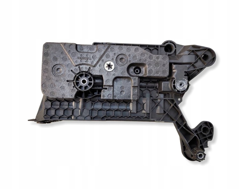 фото №1, Основание аккумулятор skoda superb iii 3v 5q0915331k05