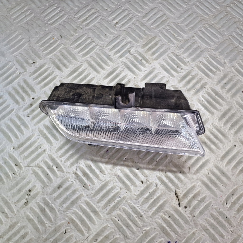 Купити Ліхтар led праве renault clio iv правий captur