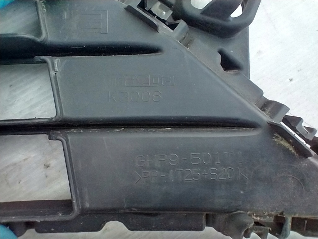 фото №9, Mazda 6 gj iii решітка середня бампера решітка радіатора перед оригінал ghp9-501t1