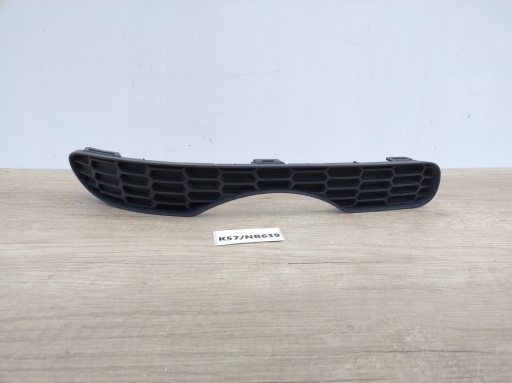 фото №2, Mini cooper r55 r56 левая решётка бампера задняя