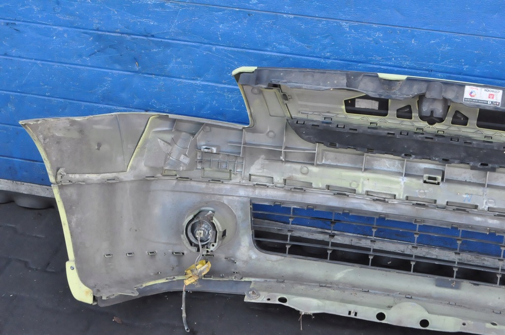 фото №15, Citroen c2 бампер перед передний