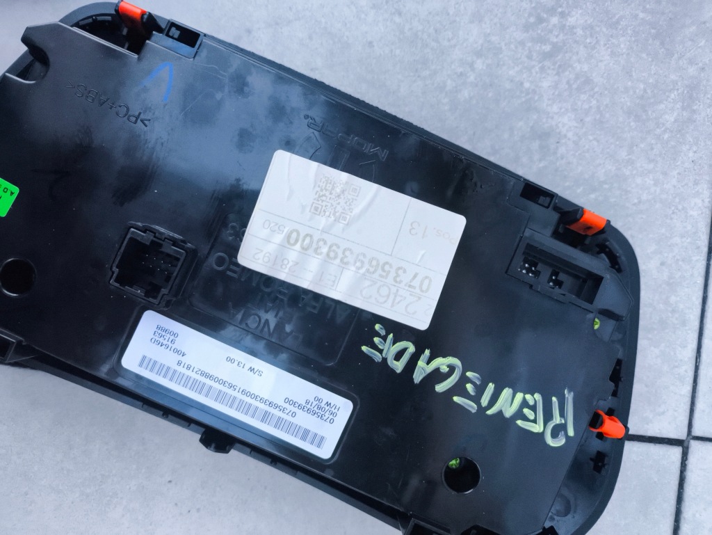 Jeep renegade jeep renegade панель кондиціонера обдув 07356939300 ? Доставка
