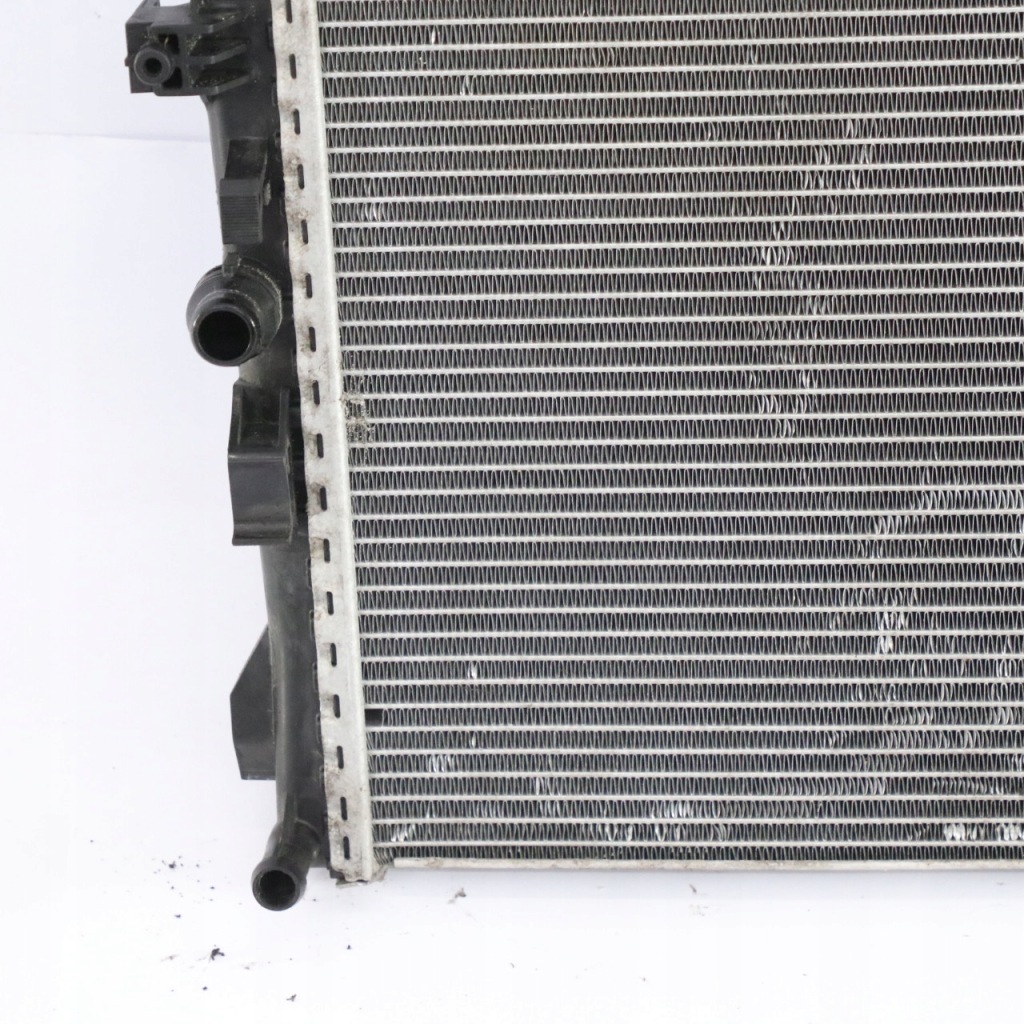 Mercedes w213 om654 дизель радиатор радиатор двигателя a0995007100 Цена