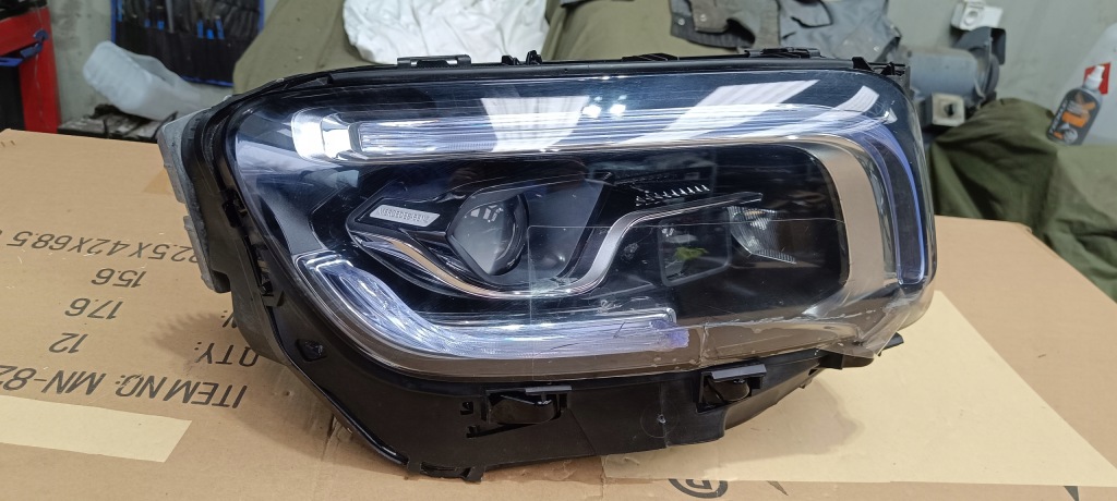 фото №1, Mercedes glb w247 - лампа передня права full led multibeam