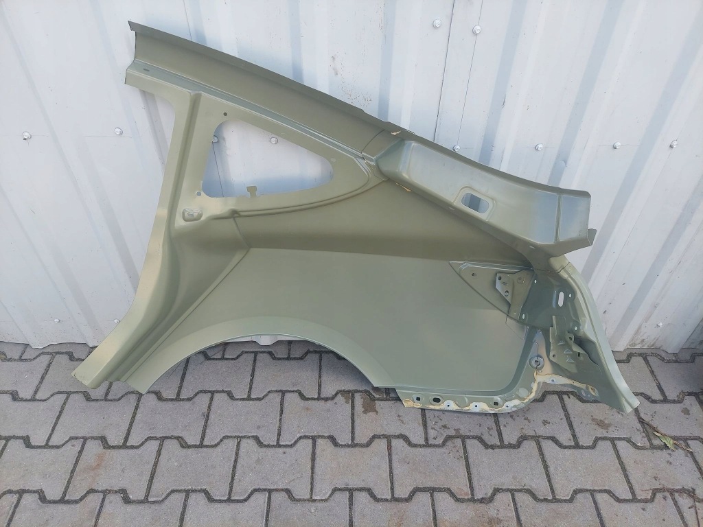 Tesla model 3 крыло  правый  задняя задний новый оригинальный номер Киев