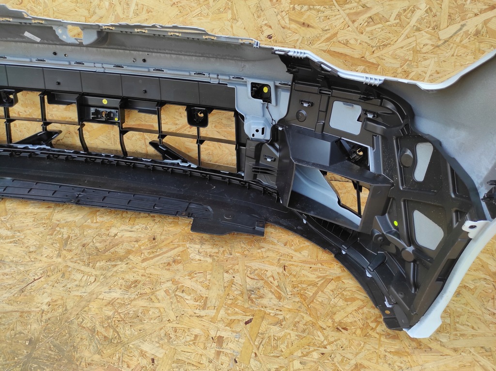 фото №9, Бампер передний vw golf viii r-line 6 pdc