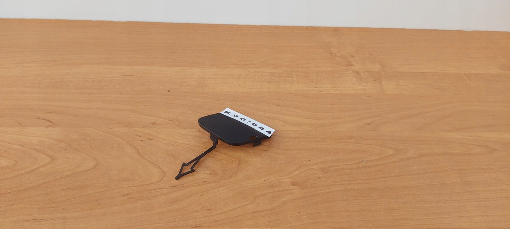 фото №1, Renault kadjar заглушка фаркоп бампера задня кришка