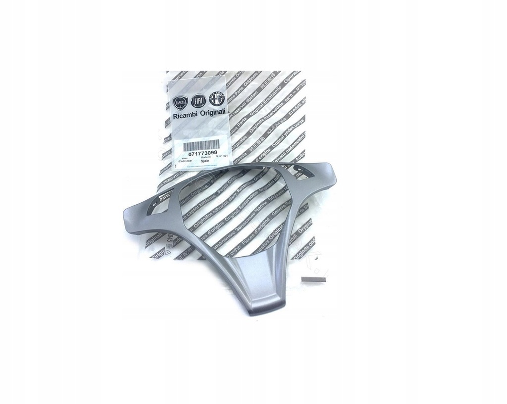 фото №1, Dekor руля alfa romeo mito