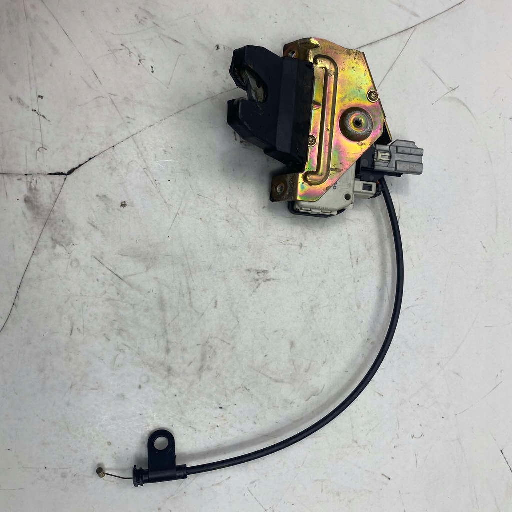 фото №1, Замок крышки багажника s60 i