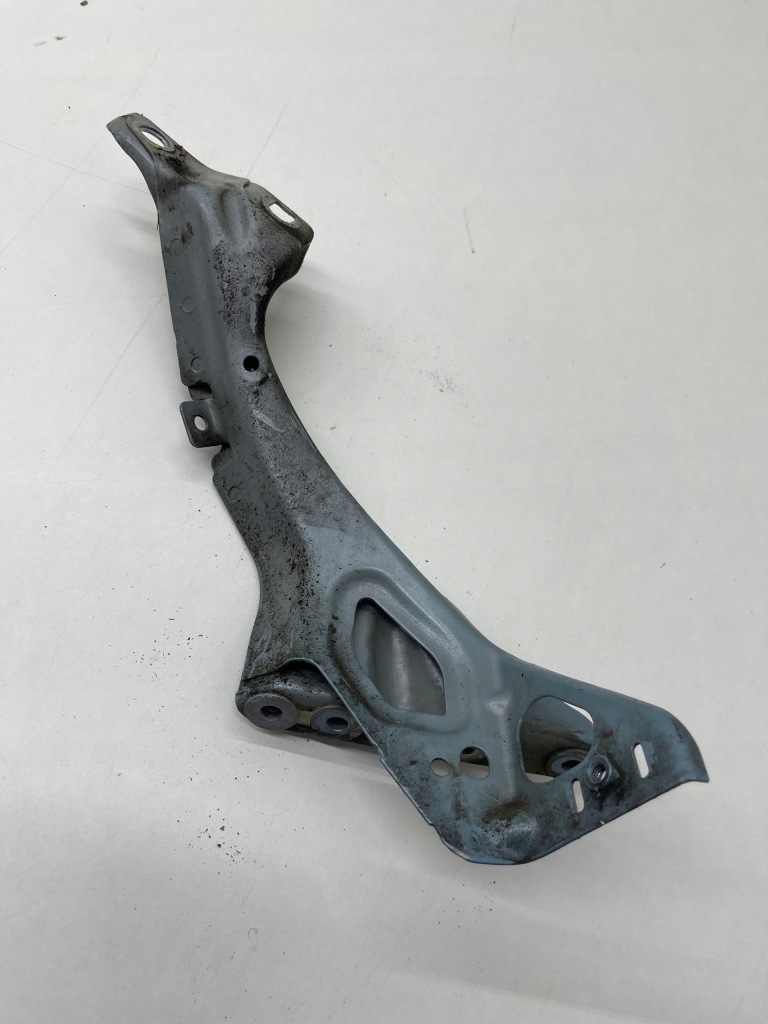 фото №8, Audi a6 c7 кронштейн кронштейн крила колір: ly5r лівий перед оригінал!